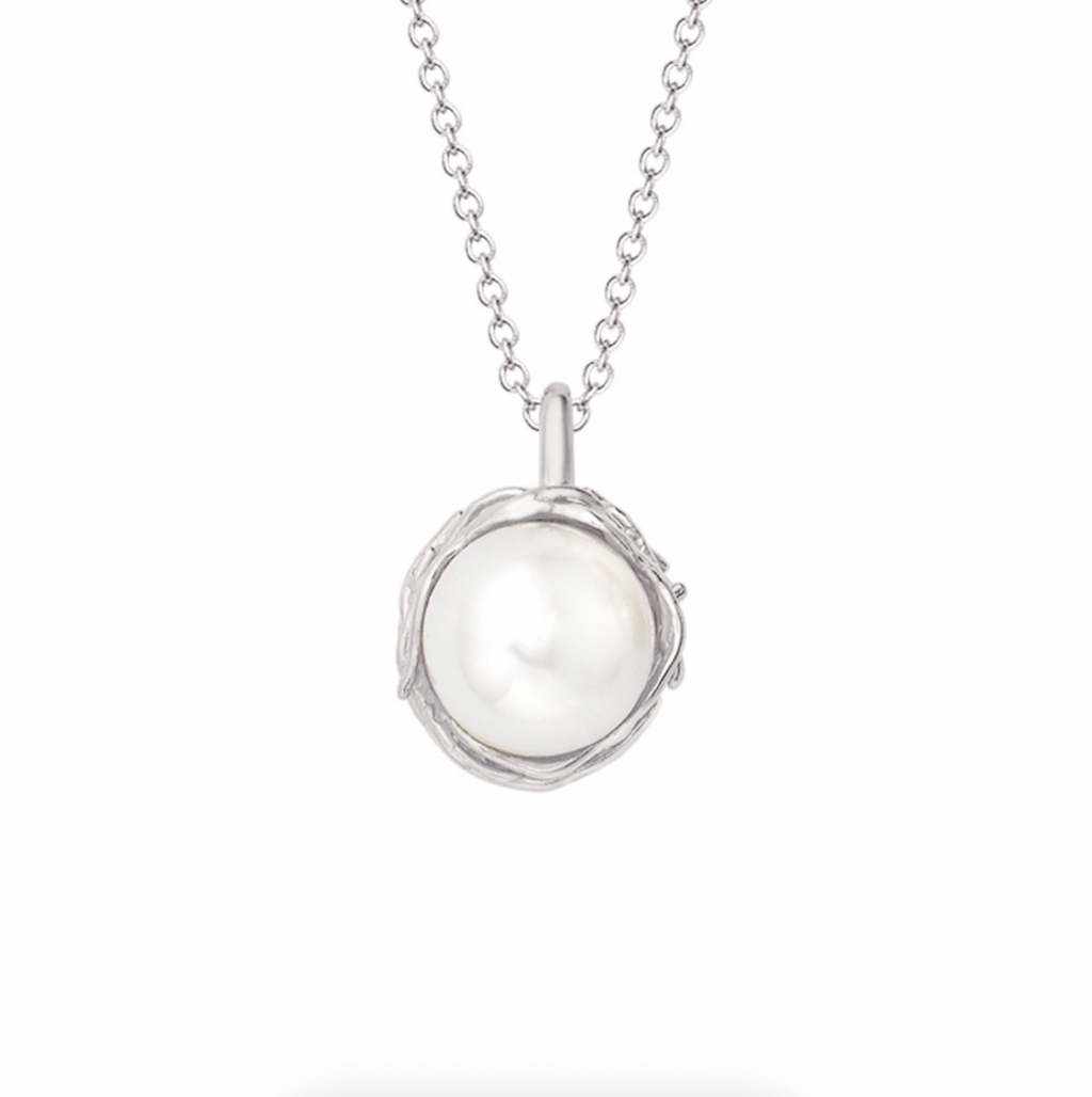 Willow Single Pearl Pendant Necklace